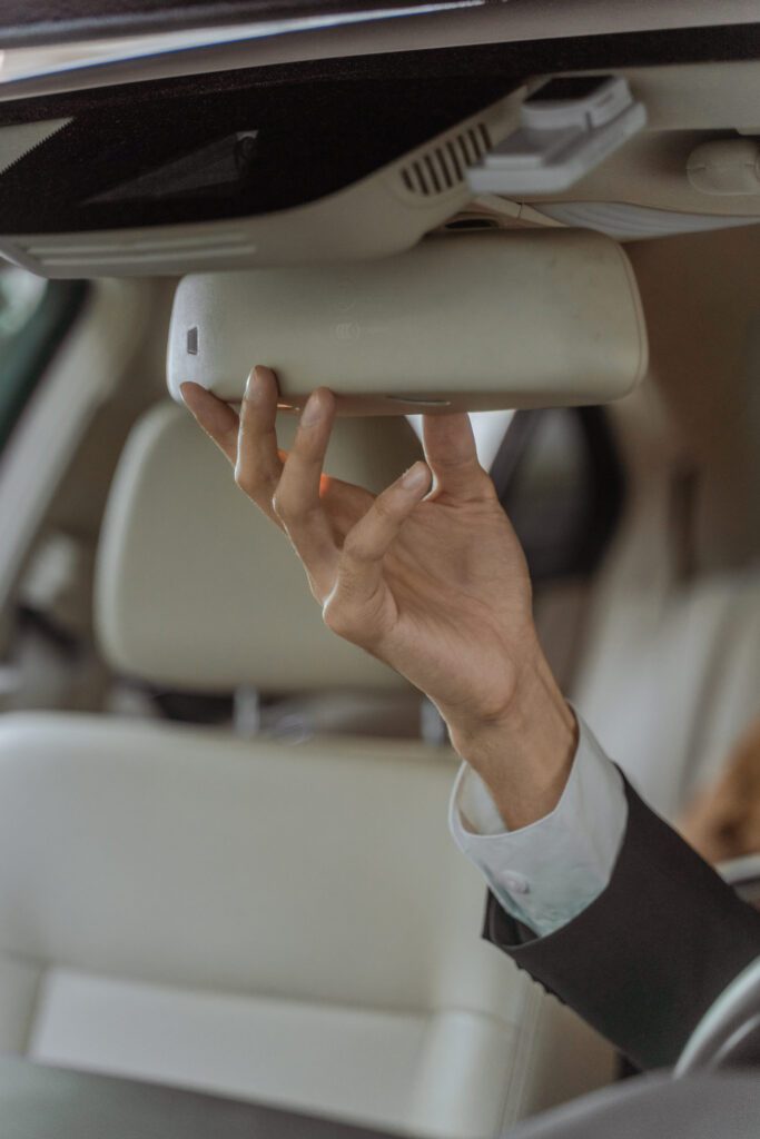 5 Point Safety Check for Motor Vehicle Mirrors: How to Keep Your Eyes on the Road